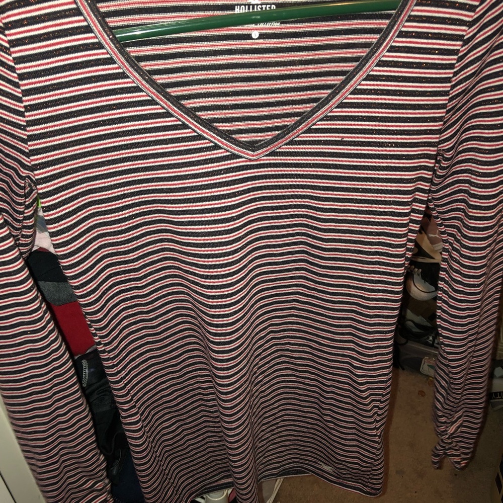 Long sleeve v neck